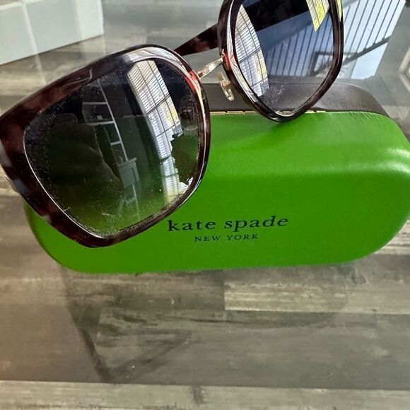 Kate Spade Tortoise Shell Sunglasses - Picture 1 of 8